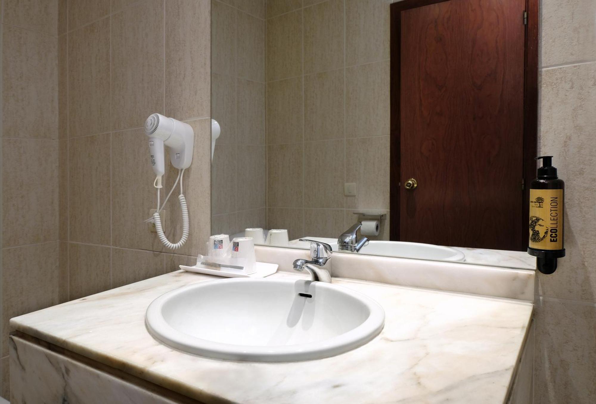 Hotel Belcaire La Vall d'Uixo ภายนอก รูปภาพ